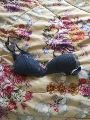 很好看,超薄蕾丝款,刚生完宝宝变胖了很多,穿这种超薄的很舒服,非常喜欢 很好看,超薄蕾丝款,刚生完宝宝变胖了很多,穿这种超薄的很舒服,非常喜欢