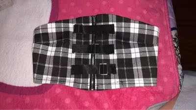 好看呀，有弹力的，料子穿着也很舒服，