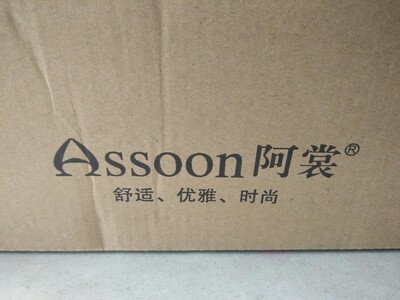 包装不错，买的一套，内衣很聚拢，有丢丢小！