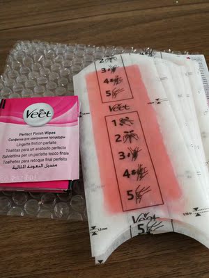 先说价格真是划算。保质期没有标,估计是在外包装上。听说适合除腿毛,可是我打算用来除腋毛的。试试看再说吧。以前没用过这个,据说很痛? 先说价格真是划算。保质期没有标,估计是在外包装上。听说适合除腿毛,可是我打算用来除腋毛的。试试看再说吧。以前没用过这个,据说很痛?