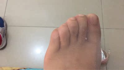 挺好的,今天穿的裸肤的,我觉得白皙的更好看呐~ 挺好的,今天穿的裸肤的,我觉得白皙的更好看呐~