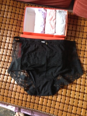 很满意的一次购物，质量不错，柔软顺滑，尺码也很合适