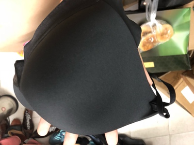 很舒服的布料，穿上去特别舒服。是朋友介绍的，以后还会继续来买的！