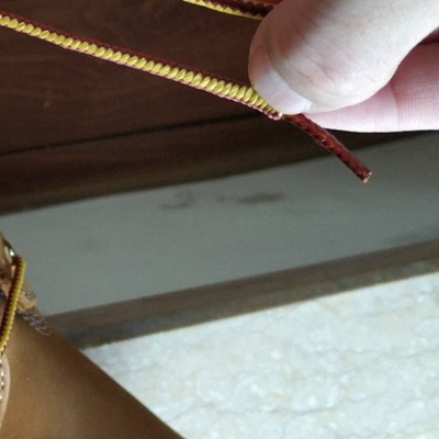 只有118cm的鞋带!实在说不过去,还说是原装鞋带 只有118cm的鞋带!实在说不过去,还说是原装鞋带