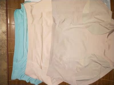 内裤有点贵了，不过穿上是真的很舒服，面料挺薄的，而且料子挺光滑，穿上真的很贴身，不错适合夏天穿的内裤