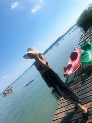 直接外穿也很好看，也不会暴露，大家看美丽的风景就好 嘿嘿~~