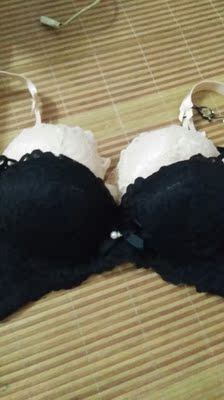 内衣不错哦！很透气，非常满意，下次还会再来回购的！物流也非常快！