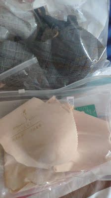 宝贝不错，料子挺好的，适合秋冬穿。没有色差，物流很赞