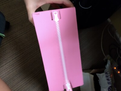 不上跑,不勒痕,舒服。不过快递还收费,不实在 不上跑,不勒痕,舒服。不过快递还收费,不实在