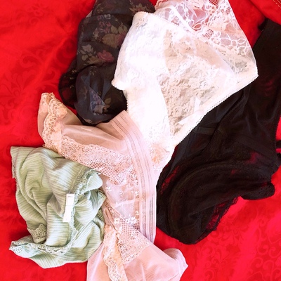 内衣特别薄 质量超级好 太满意了 穿着非常舒服 样子也不土 以后就在你家买了 真的是太喜欢了 全五分 内衣特别薄 质量超级好 太满意了 穿着非常舒服 样子也不土 以后就在你家买了 真的是太喜欢了 全五分