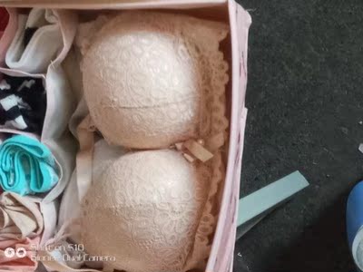 很好看，无托的，穿着很舒服，包装也不错，还没洗，不知道洗完啥样，应该不错