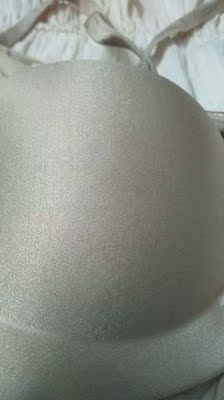 超薄,无色差,勒,尺寸偏小,面料柔滑 超薄,无色差,勒,尺寸偏小,面料柔滑