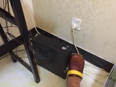 求真相:aoc和飞利浦显示器哪个好,有区别,优缺