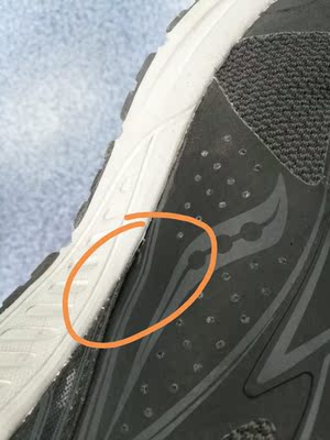 舒服，一般。 而且只穿了一个星期就开胶了。物流还行。