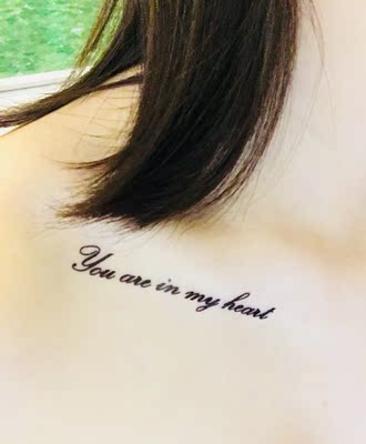 送了两个小的～第一次贴贴歪了😂下次还是请人帮忙吧