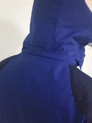 目前看来狼骑户外冲锋衣怎么样,是什么牌子的?质量上档次吗?