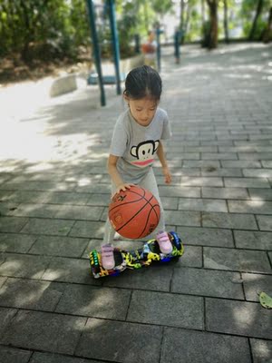 调查心得拉风的猛犸王两轮体感平衡车怎么样,电池续航能力如何?