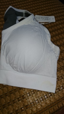 特地备注请发前检查，结果还是这样。也懒得退换了。真的失望。