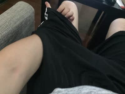 质量相当不错,应该是速干的,透气性也比较好, 两个口袋也是通的,感觉可以做一些奇怪的事情。裤子中间有拉链拉上以后看不出来,穿出去跑步也可以,还跑什么跑,不多说了,我要穿上这条裤儿带上妹纸去小树林一趟了😏😏 质量相当不错,应该是速干的,透气性也比较好, 两个口袋也是通的,感觉可以做一些奇怪的事情。裤子中间有拉链拉上以后看不出来,穿出去跑步也可以,还跑什么跑,不多说了,我要穿上这条裤儿带上妹纸去小树林一趟了😏😏