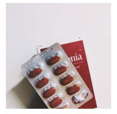 快递到的很快 应该是正品 吃了两天 感觉没什么作用 我是没得救了吗....