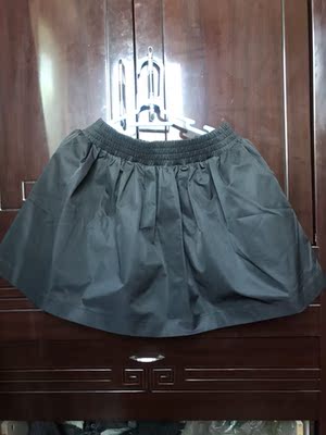 觉得在淘宝上买东西.跟想象中的一样.那就是完美.不错这个裙子.我喜欢的款.