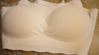 胸衣面料很好穿着舒服，价位又便宜，打算在入手两件。