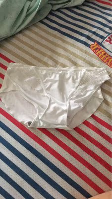 拍的2条款式不一样的，收到时候吓一跳，怕不能穿，试穿过后白担心了，穿着合适。