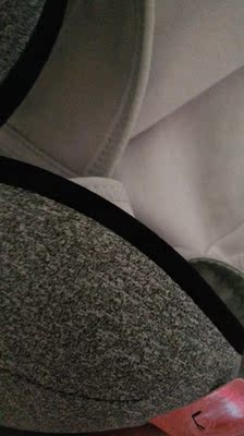 宝贝很好 也很漂亮 很适合学生党们穿呢😄