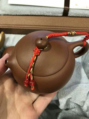 目前看来请问德源昌紫砂壶怎么样,纯手动制作是真的吗,求鉴定!