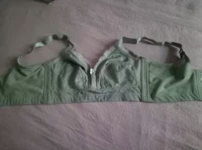 实惠便宜，质量又好，聚拢效果特别棒，已经在这家第二次购买了，就认定这家了！