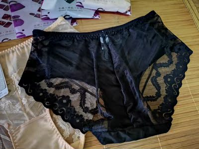 非常好,第二次回购。价钱实惠,料子很舒服。穿起来也很性感。之前其他店买的同款均码穿了太小。这家店很不错有码数可以选! 非常好,第二次回购。价钱实惠,料子很舒服。穿起来也很性感。之前其他店买的同款均码穿了太小。这家店很不错有码数可以选!