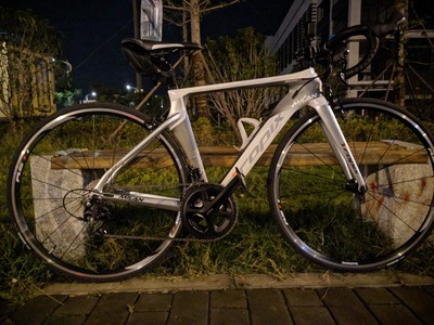 讨论吐槽下烈风自行车怎么样,烈风米兰山地公路自行车好骑吗