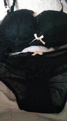 宝贝不错😊我已经买了两套了 穿上舒服 又发了第二套非常满意哦😊 宝贝不错😊我已经买了两套了 穿上舒服 又发了第二套非常满意哦😊