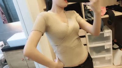 同事推荐给我的。衣服柔软舒适，不错