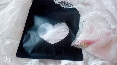 很可爱！耳朵超可爱哎！铃铛响声很好听，还有颈带，蕾丝很好看，铃铛也好看。质量感觉还可以的！推荐这家 ˙Ⱉ˙ฅ ​​