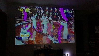 大家谈谈劲爆评测坚果和极米投影仪那个好，区别是？内幕揭秘了