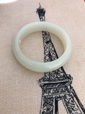 大家谈谈碧玉尊的玉怎么样，他家的玉假不假，实体店在哪里