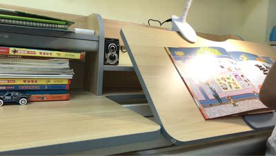 分析护童儿童学习桌怎么样,质量好吗?甲醛超标是真的吗?