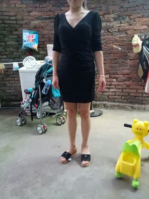 衣服很漂亮 很满意