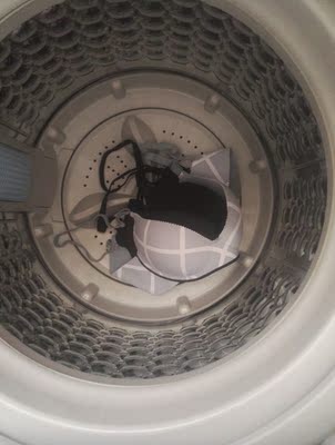 根据量的尺寸，试穿了一下刚刚好，尺码准，很舒适，薄款的，很适合现在穿