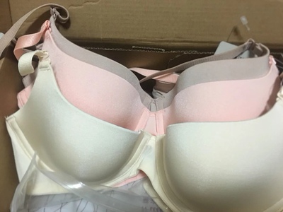 很好哦适合大胸美眉。手感也好！