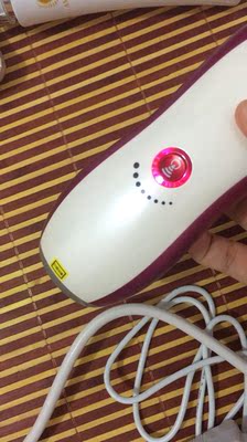 用了三周，毛长慢了，而且局部已经不长了，但是窗口小，不能全部对好，只能多用让局部多接触了