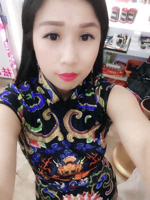 旗袍穿上很漂亮，非常满意&hellip;&hellip;我很喜欢，下次光顾&hellip;&hellip;