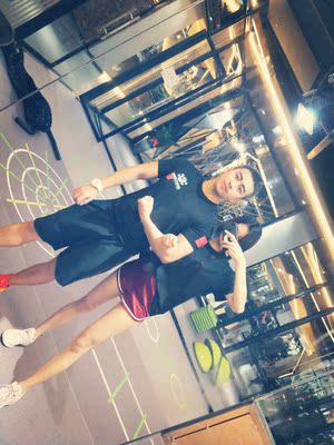 质量还可以，百搭。我买来运动穿的。也可以下衣失踪的时候当安全裤穿