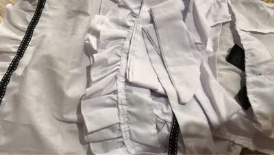 还行 质量还是比较合适，不透但是也不是特别厚那种，很好看显白