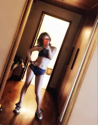 拍出来视觉效果不错。质量也好。就是不嫌胸。哈哈哈哈。胸大的妹子赶紧入。胸小的妹子可以跟我一样先贴乳贴。夏天到了赶紧比基尼买起来。本人买东西不太爱评论的。今天买家占光了。顺便奉上几张照片。 拍出来视觉效果不错。质量也好。就是不嫌胸。哈哈哈哈。胸大的妹子赶紧入。胸小的妹子可以跟我一样先贴乳贴。夏天到了赶紧比基尼买起来。本人买东西不太爱评论的。今天买家占光了。顺便奉上几张照片。