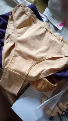 第一次买这种高腰内裤 还可以 蛮喜欢滴 哈哈哈哈哈哈哈哈 第一次买这种高腰内裤 还可以 蛮喜欢滴 哈哈哈哈哈哈哈哈