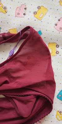 东西收到了，比之前黑色的要罩杯大一些，还是一样的好穿，不热也！以后还是回回购的