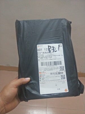 还没开箱,也不知道怎样,帮别人买的,先给个好评吧,其它的也不过多评价,只能说包装挺好,物流也很快 还没开箱,也不知道怎样,帮别人买的,先给个好评吧,其它的也不过多评价,只能说包装挺好,物流也很快