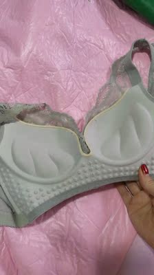 宝贝真棒，价格便宜，真的有聚拢的效果哦！最重要的是穿起来很舒服😄。